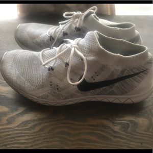 Women’s Nike shoes